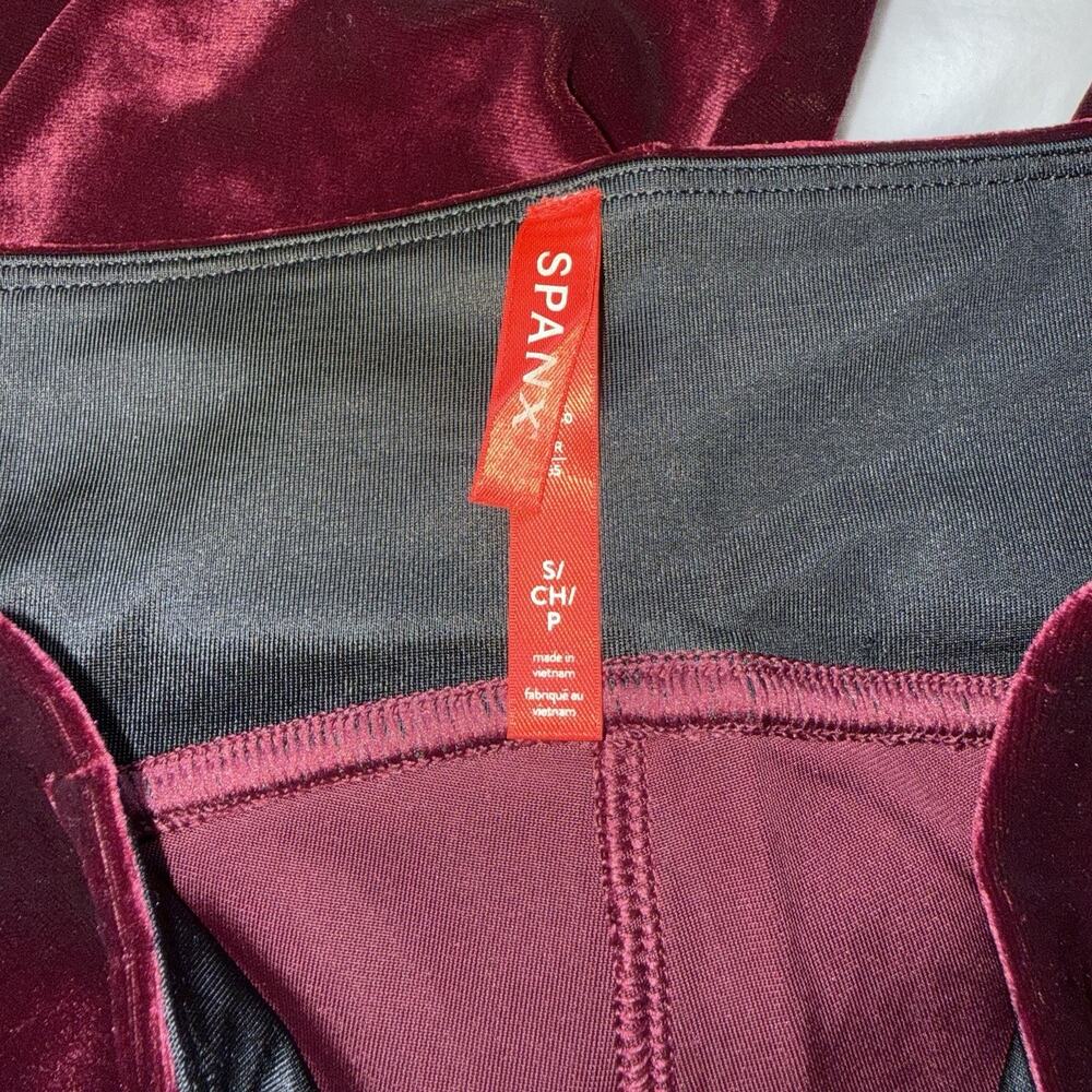Spanx Women’s High Rise Velvet Leggings Rich Burgundy Size S NWT - Picture 6 of 7